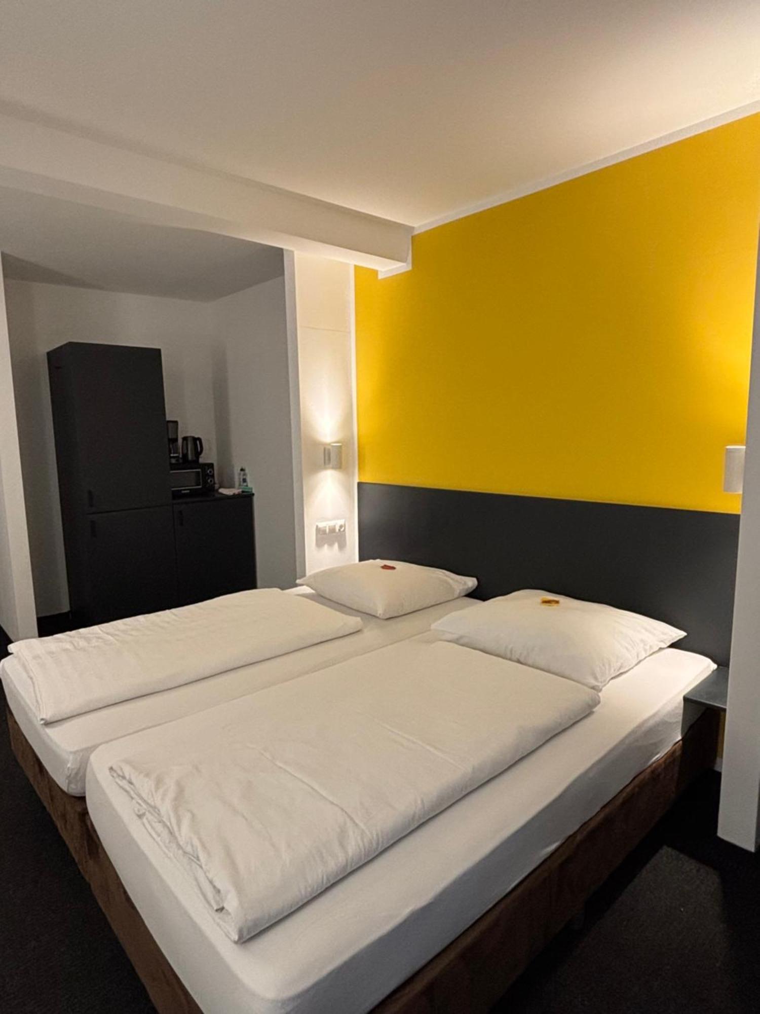 Hotel U Muelheim Free Parking Highspeed Wifi Muelheim an der Ruhr Exterior photo